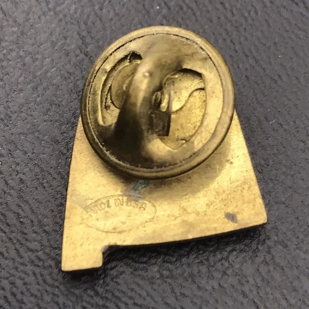 El Zagal Shriners MSA 1992 Vintage Maroon Gold Fez Emblem Lapel Pin Masonic